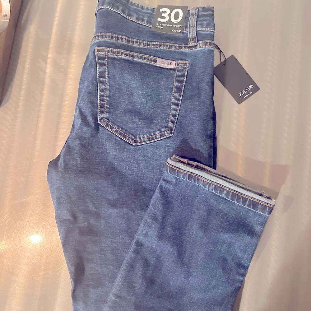 Ankle Straight leg Joes jeans